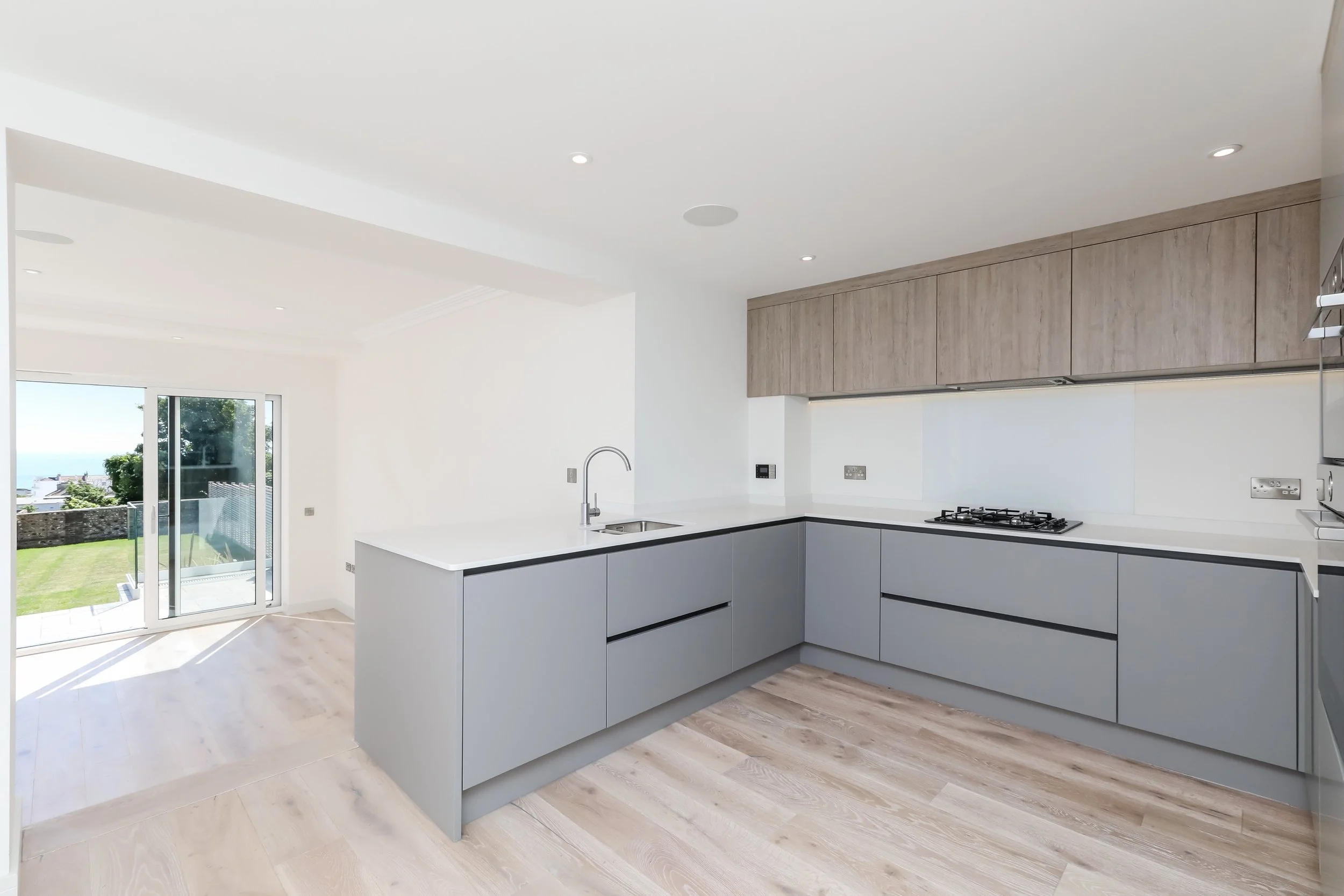 16B+Bristol+Gate-5